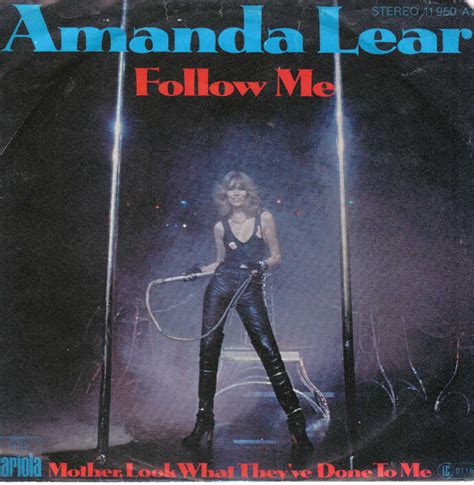 Songtext: Amanda Lear – Follow Me .